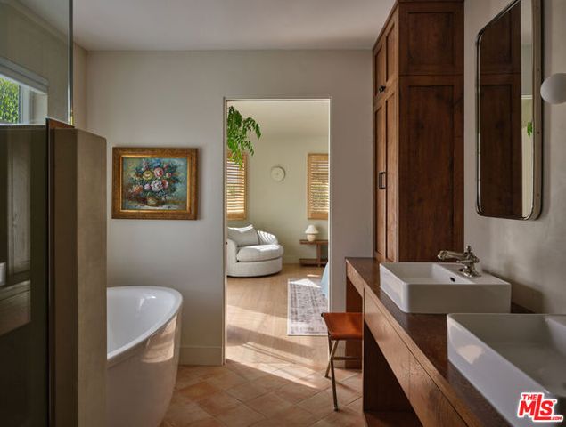 3432 Fay Avenue, Culver City, CA 90232