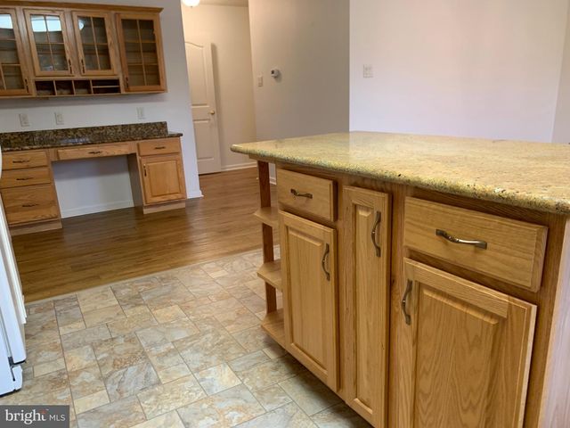 13301 MARQUISE DR, Hagerstown, MD 21742