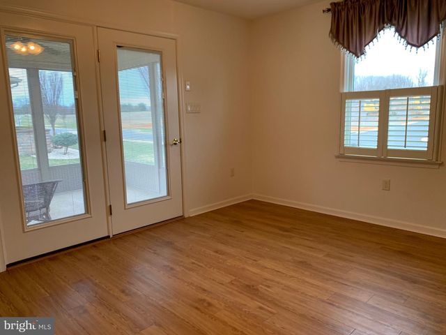 13301 MARQUISE DR, Hagerstown, MD 21742