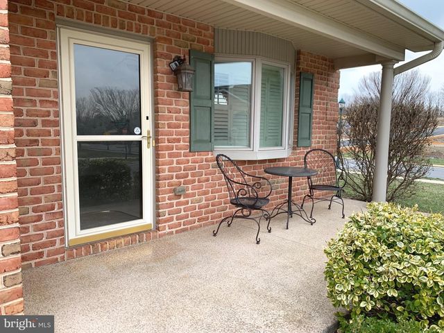 13301 MARQUISE DR, Hagerstown, MD 21742