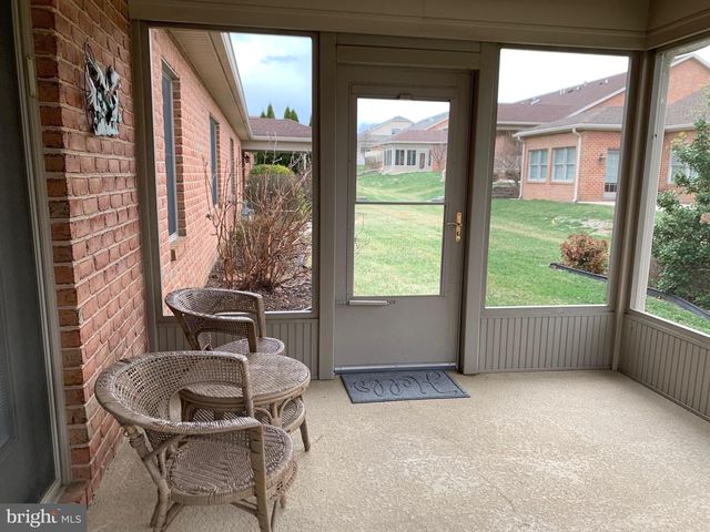 13301 MARQUISE DR, Hagerstown, MD 21742