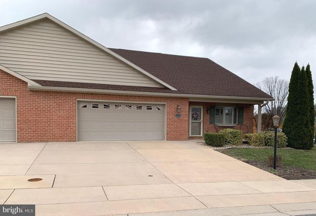 13301 MARQUISE DR, Hagerstown, MD 21742