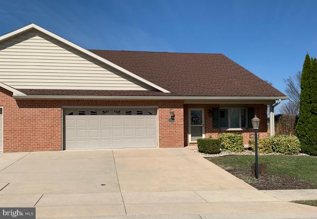13301 MARQUISE DR, Hagerstown, MD 21742