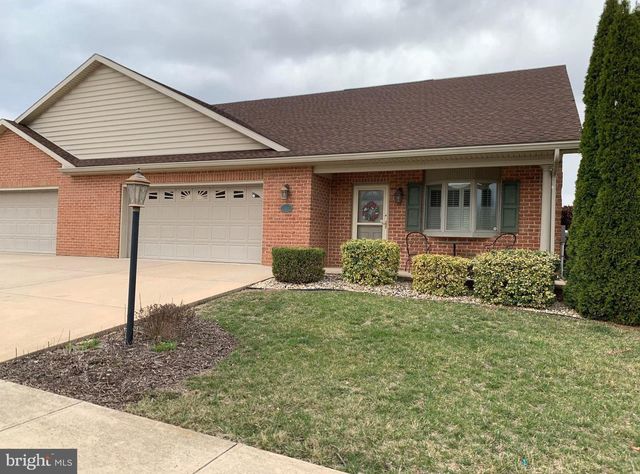 13301 MARQUISE DR, Hagerstown, MD 21742