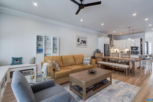 821 HEATHFIELD LN, Crozet, VA 22932