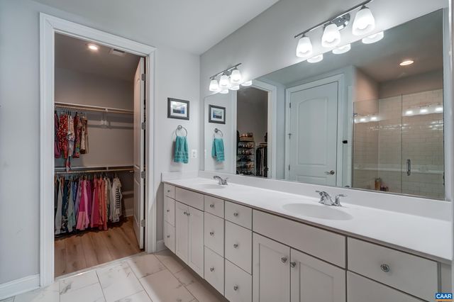 821 HEATHFIELD LN, Crozet, VA 22932