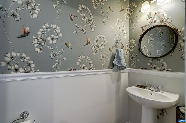 821 HEATHFIELD LN, Crozet, VA 22932