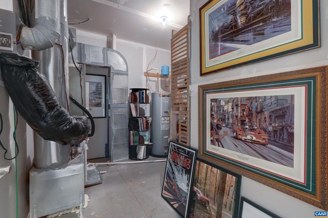 821 HEATHFIELD LN, Crozet, VA 22932