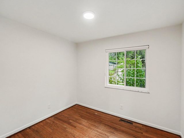 2004 Suffolk Avenue, Ann Arbor, MI 48103