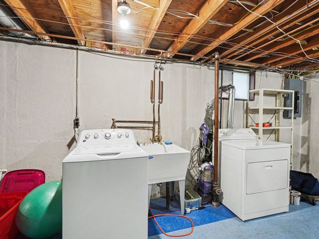 2004 Suffolk Avenue, Ann Arbor, MI 48103