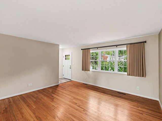 2004 Suffolk Avenue, Ann Arbor, MI 48103