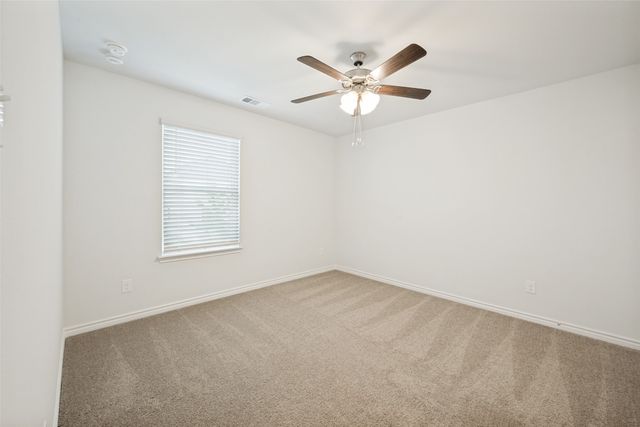 5569 Willamette Drive, Fort Worth, TX 76119