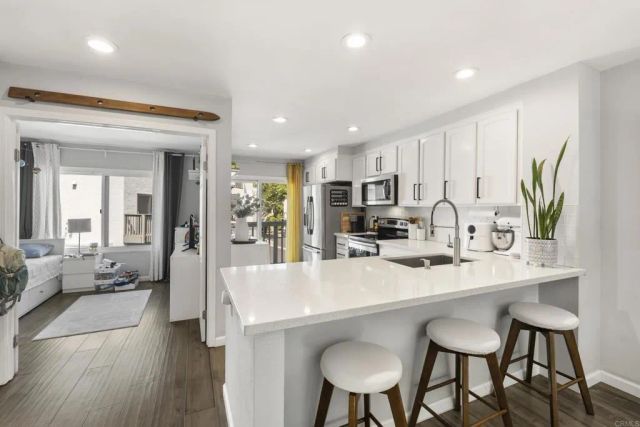 3260 Via Alicante, La Jolla, CA 92037
