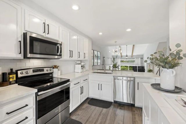 3260 Via Alicante, La Jolla, CA 92037
