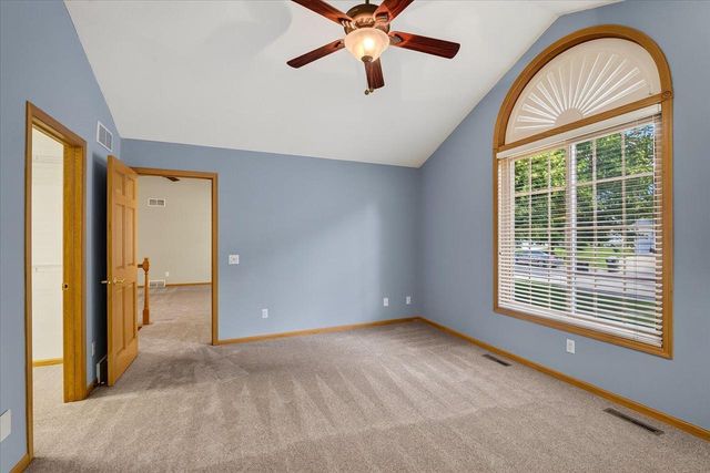 888 Chalfont Drive, Sun Prairie, WI 53590