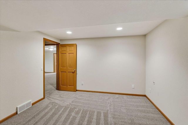 888 Chalfont Drive, Sun Prairie, WI 53590