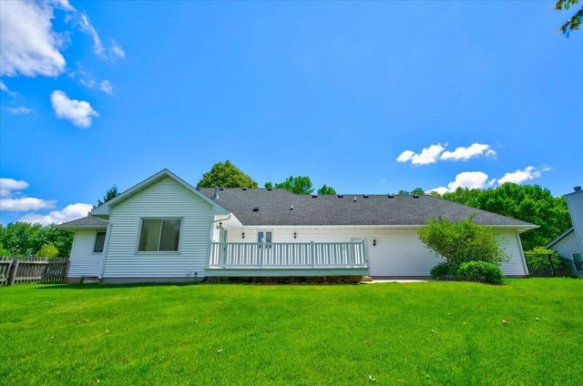 888 Chalfont Drive, Sun Prairie, WI 53590