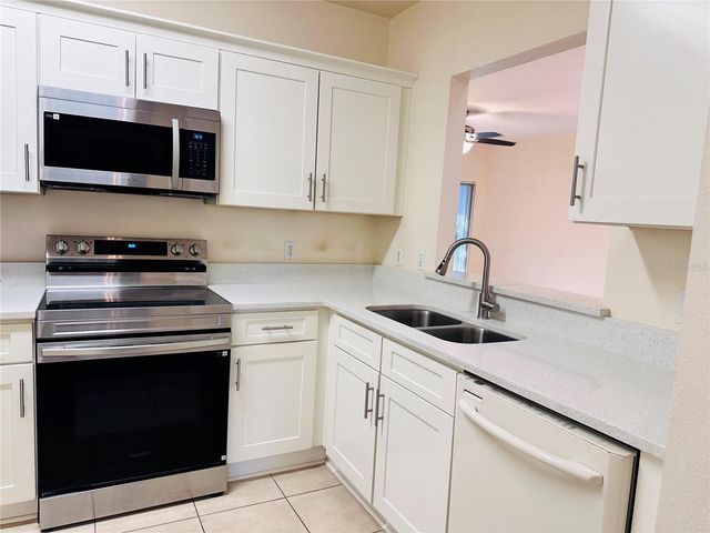 533 VILLA DEL SOL CIRCLE 204, Orlando, FL 32824