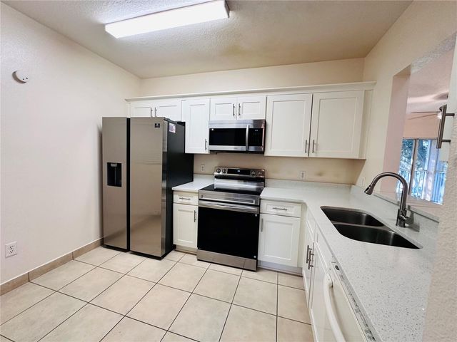 533 VILLA DEL SOL CIRCLE 204, Orlando, FL 32824