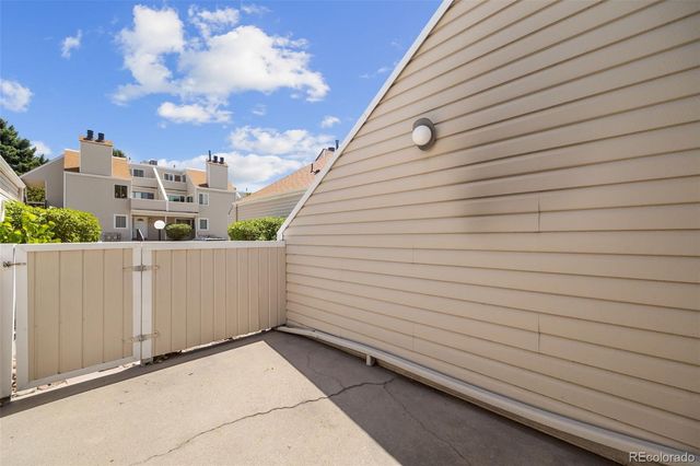 2618 S Xanadu Way B, Aurora, CO 80014