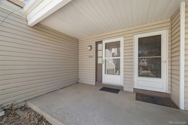 2618 S Xanadu Way B, Aurora, CO 80014