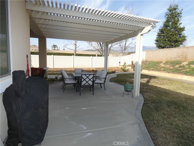 1776 Desert Almond Way, Beaumont, CA 92223