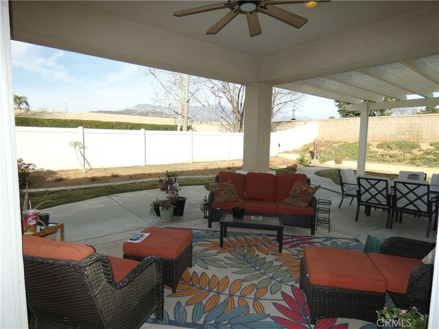 1776 Desert Almond Way, Beaumont, CA 92223