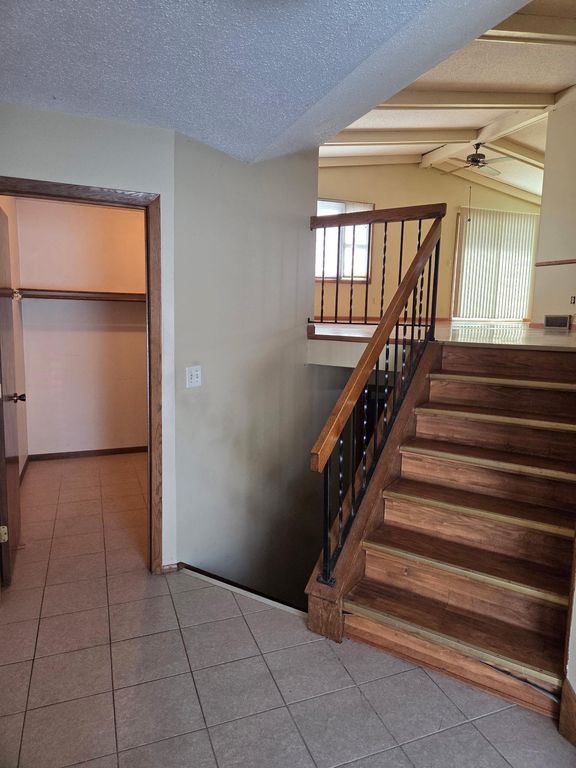 1917 Gunflint Trail N, Brooklyn Park, MN 55444