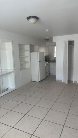 921 N 17th Court 925, Hollywood, FL 33020