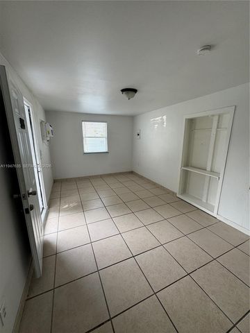 921 N 17th Court 925, Hollywood, FL 33020