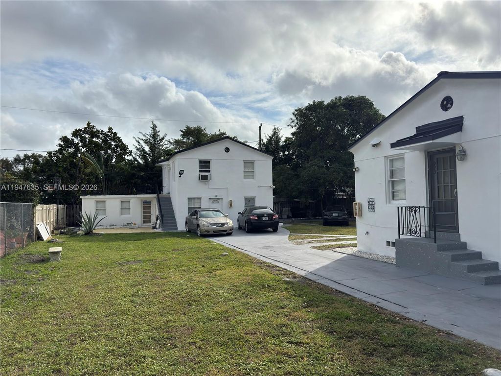 921 N 17th Court 925, Hollywood, FL 33020