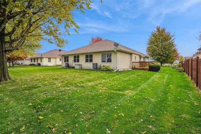 805 NE 4th Street, Earlham, IA 50072