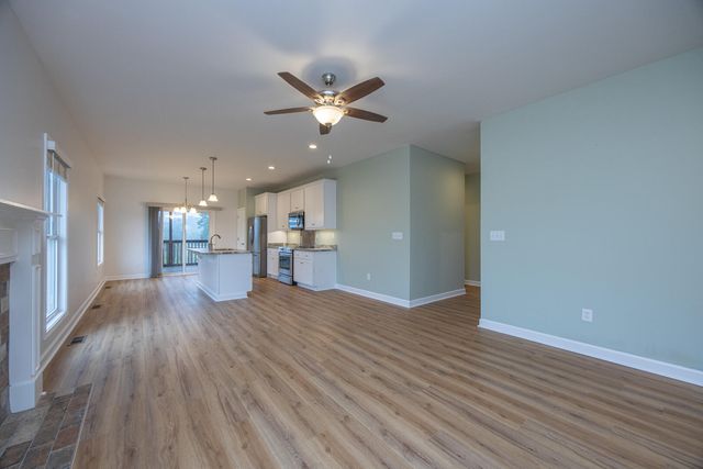 526 Steele Road, Paris, KY 40361