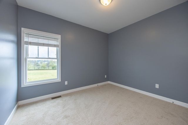 526 Steele Road, Paris, KY 40361