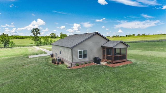 526 Steele Road, Paris, KY 40361