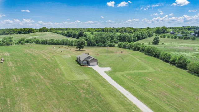 526 Steele Road, Paris, KY 40361