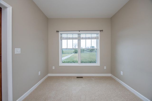 526 Steele Road, Paris, KY 40361