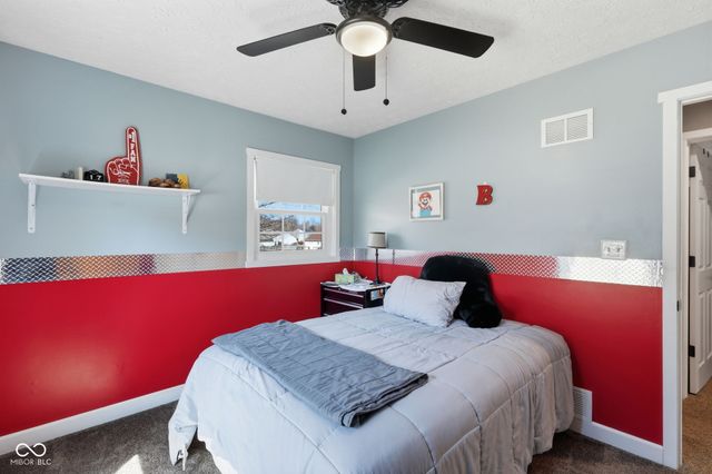 1066 Elmwood Circle, Noblesville, IN 46062