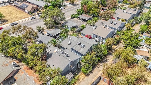 1624 B Street, Fresno, CA 93706