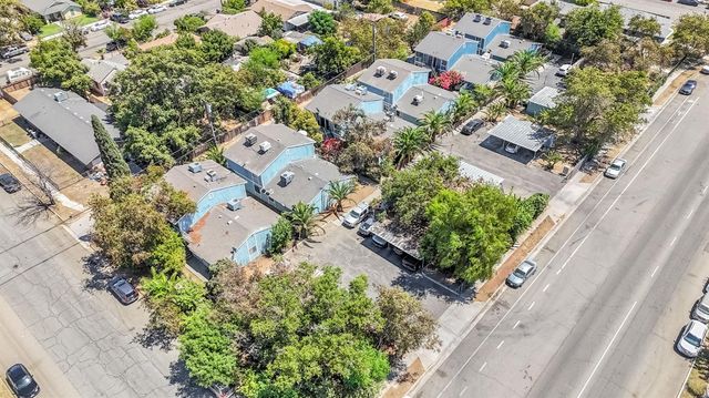 1624 B Street, Fresno, CA 93706