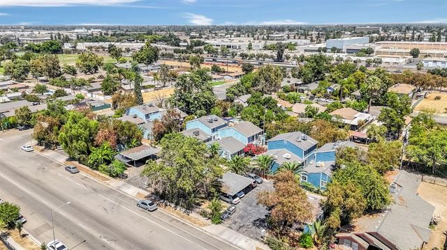 1624 B Street, Fresno, CA 93706