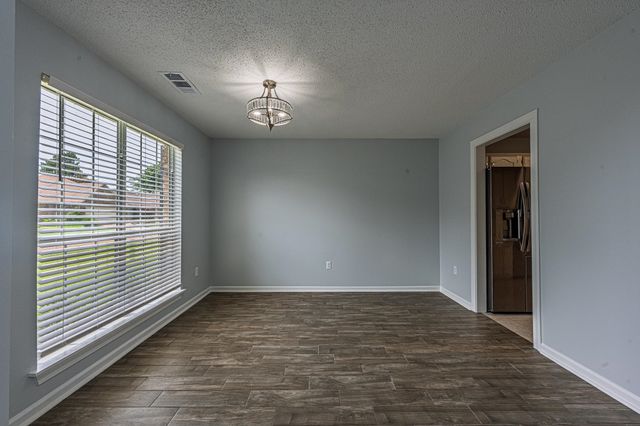 9442 CLUB WALK CT, Lakeland, TN 38002