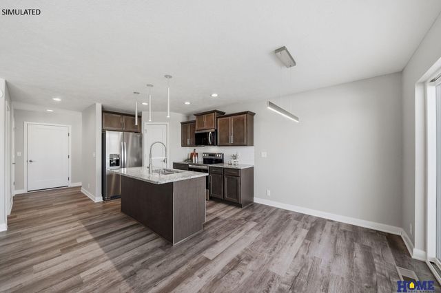 8921 Peregrine Road, Lincoln, NE 68505