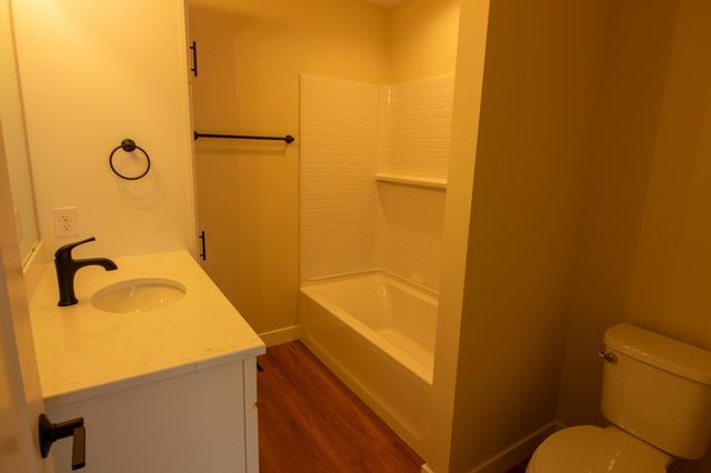 1105 2nd Street SE, Faribault, MN 55021