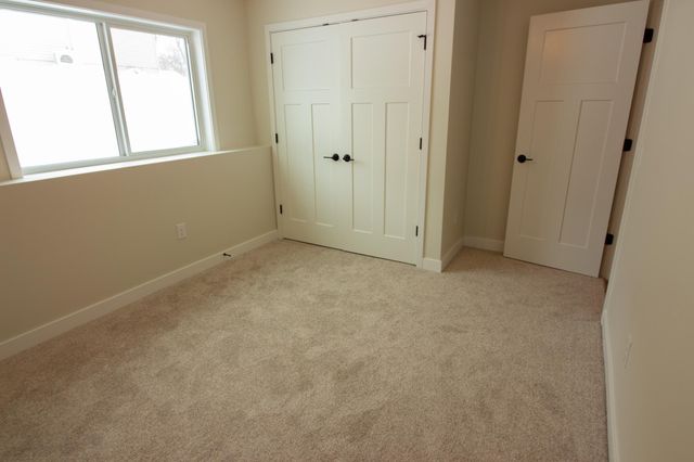 1105 2nd Street SE, Faribault, MN 55021