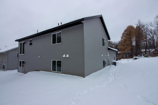 1105 2nd Street SE, Faribault, MN 55021