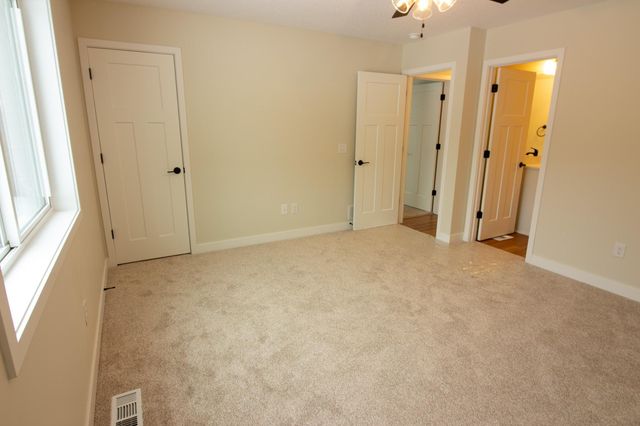 1105 2nd Street SE, Faribault, MN 55021