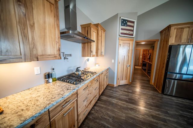 5892 Cambridge Hill Rd SE, Rochester, MN 55904