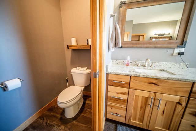 5892 Cambridge Hill Rd SE, Rochester, MN 55904