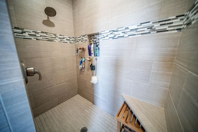 5892 Cambridge Hill Rd SE, Rochester, MN 55904